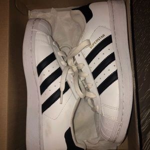 Adidas size 4